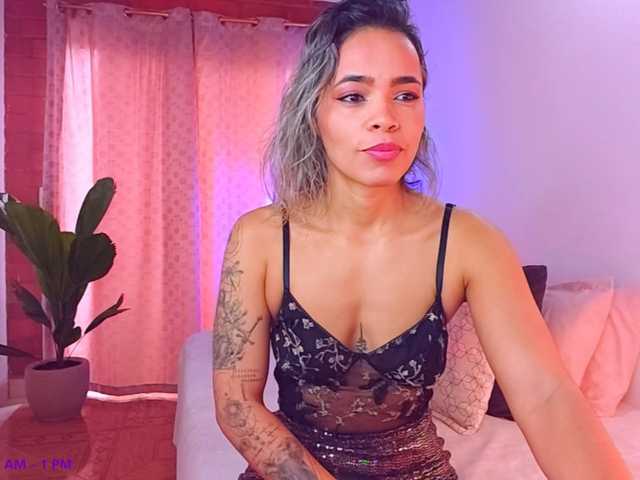 SashaKlein-xo live cam on BongaCams