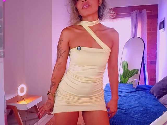SashaKlein-xo live cam on BongaCams