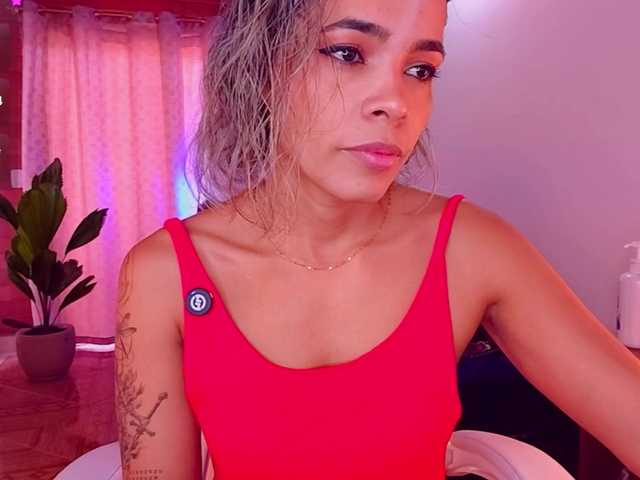 SashaKlein-xo live cam on BongaCams
