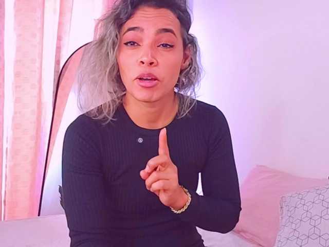 SashaKlein-xo live cam on BongaCams