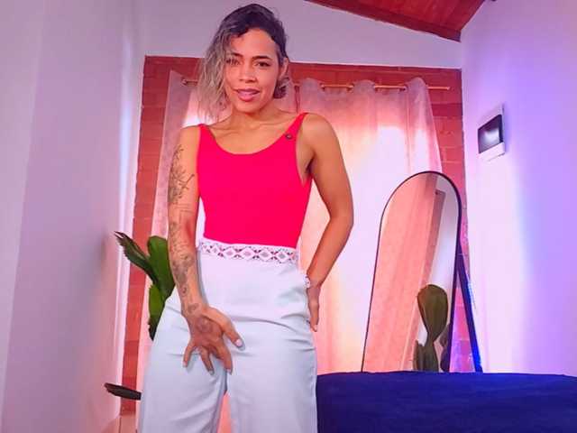 SashaKlein-xo live cam on BongaCams