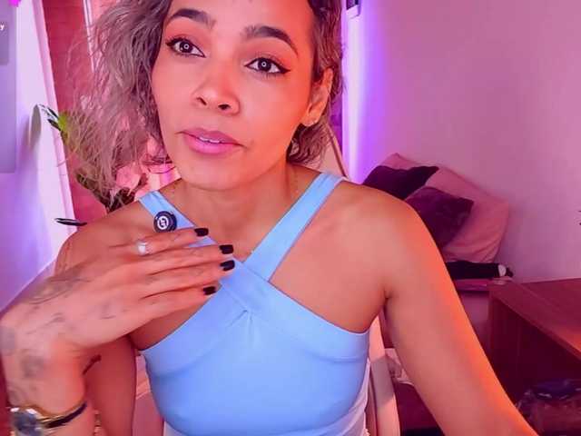 SashaKlein-xo live cam on BongaCams