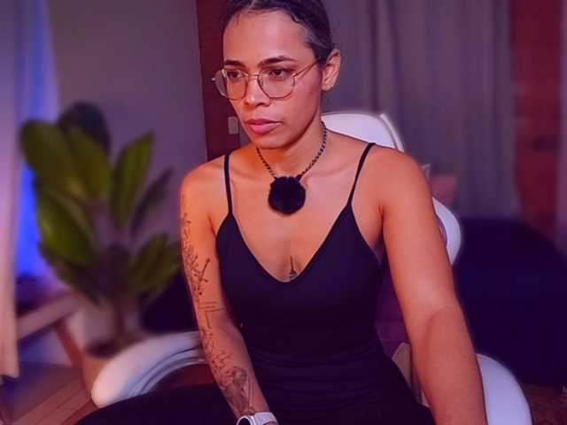 SashaKlein-xo live cam on BongaCams