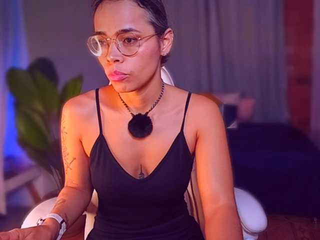 SashaKlein-xo live cam on BongaCams