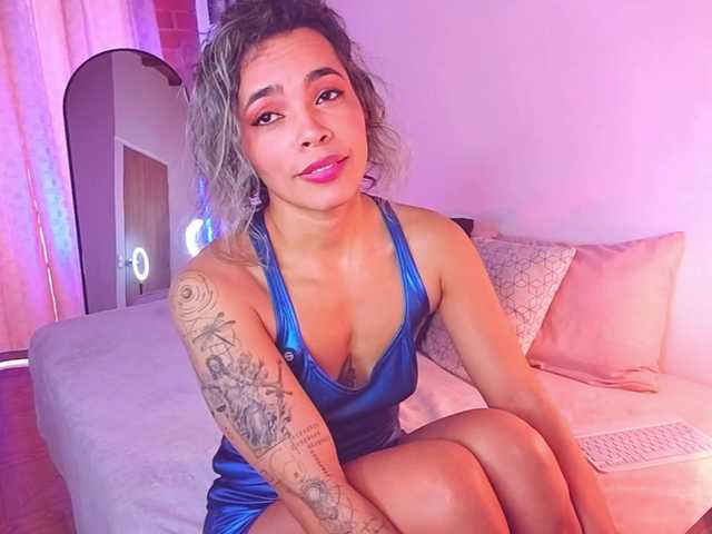 SashaKlein-xo live cam on BongaCams