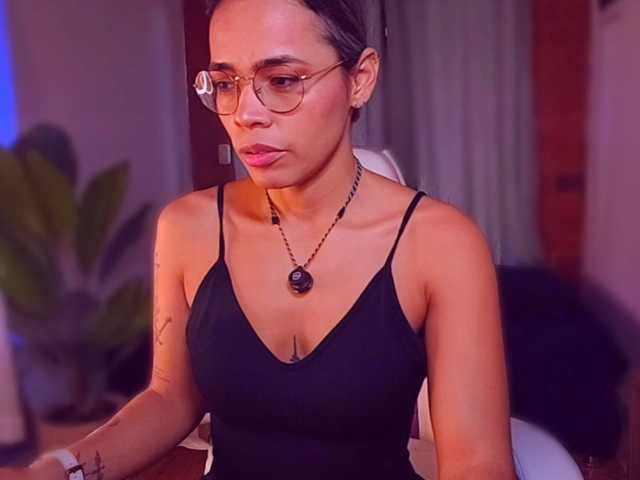 SashaKlein-xo live cam on BongaCams