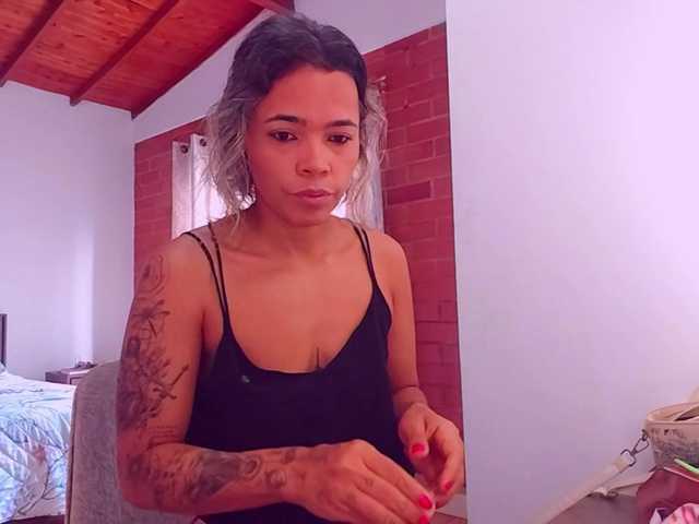 SashaKlein-xo live cam on BongaCams