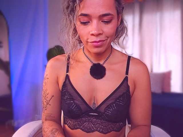 SashaKlein-xo live cam on BongaCams