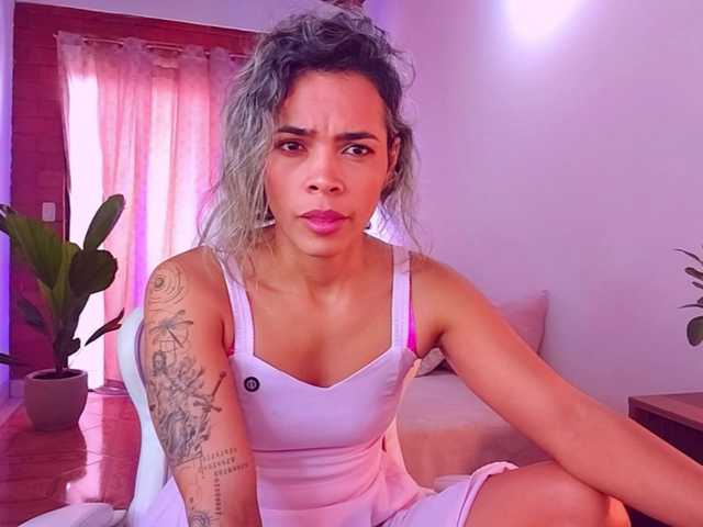 SashaKlein-xo live cam on BongaCams