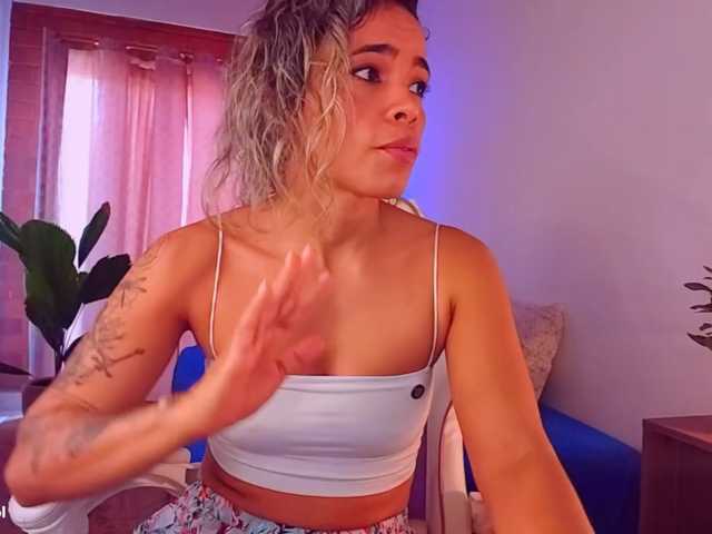 SashaKlein-xo live cam on BongaCams