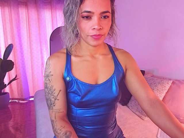 SashaKlein-xo live cam on BongaCams