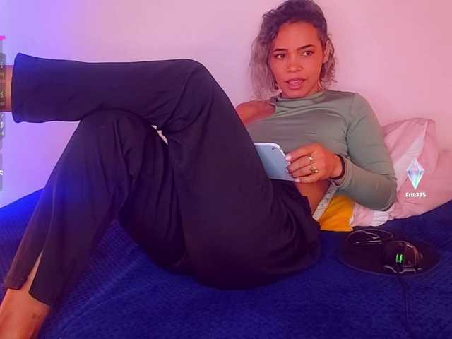 SashaKlein-xo live cam on BongaCams