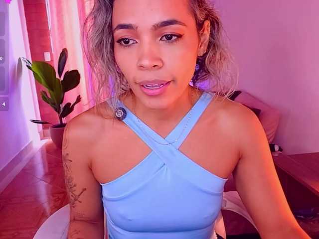 SashaKlein-xo live cam on BongaCams