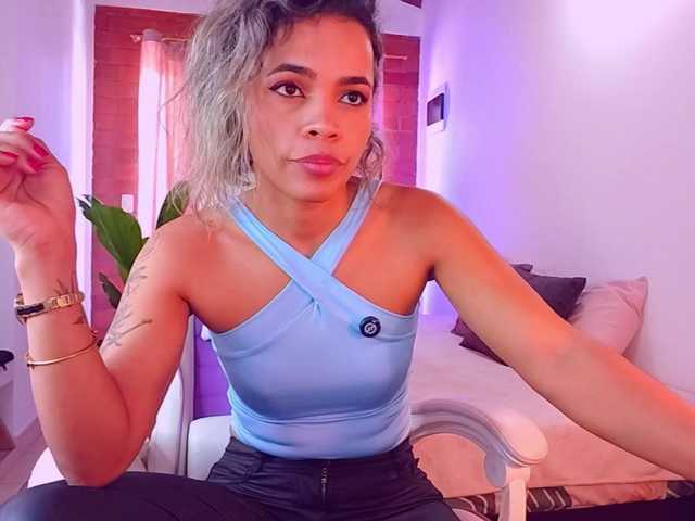 SashaKlein-xo live cam on BongaCams