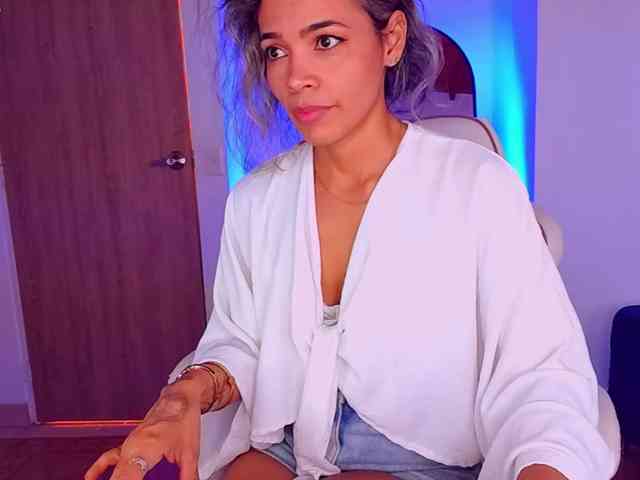 SashaKleinOF webcam