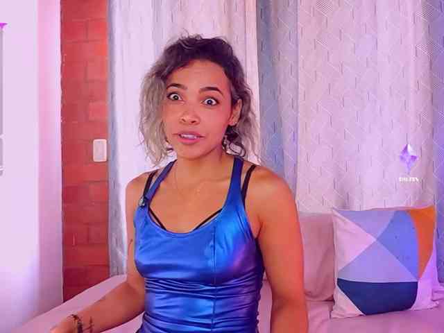 SashaKleinOF webcam