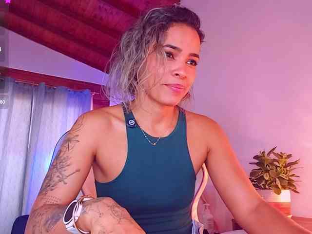 SashaKleinOF webcam