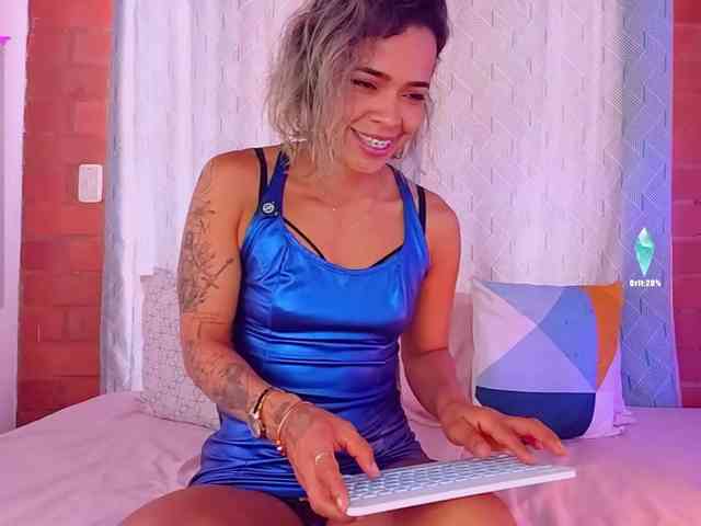SashaKleinOF webcam