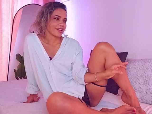 SashaKleinOF webcam