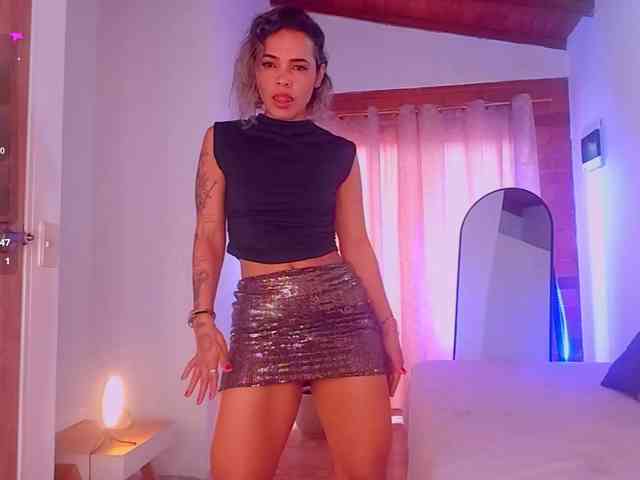 SashaKleinOF webcam