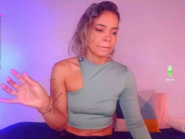 SashaKleinOF webcam