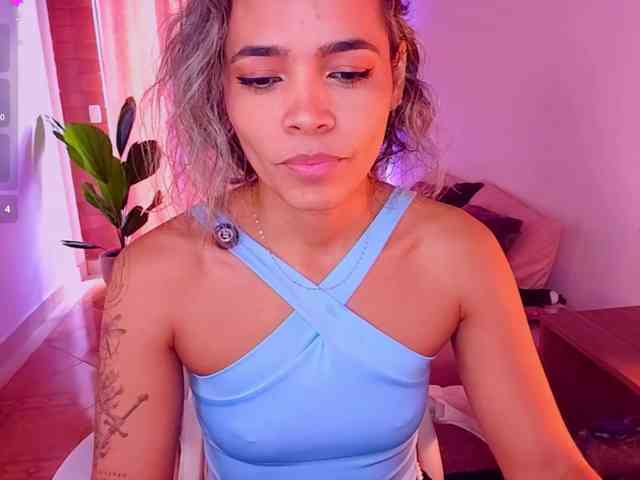 SashaKleinOF webcam