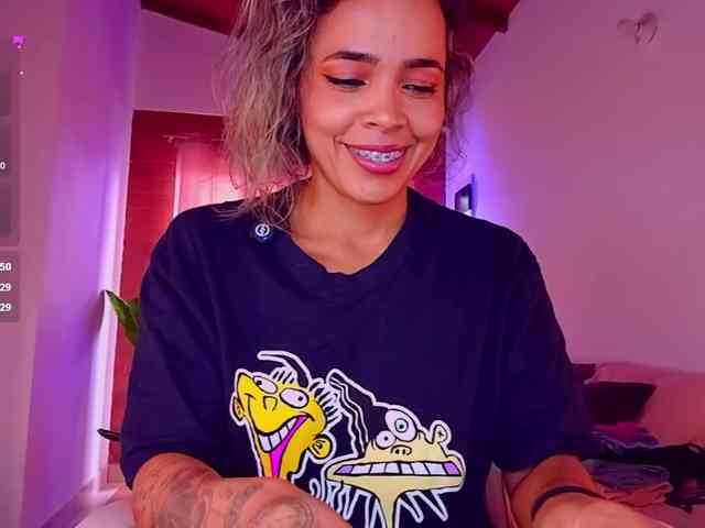 SashaKleinOF webcam