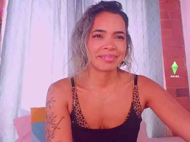 SashaKleinOF webcam