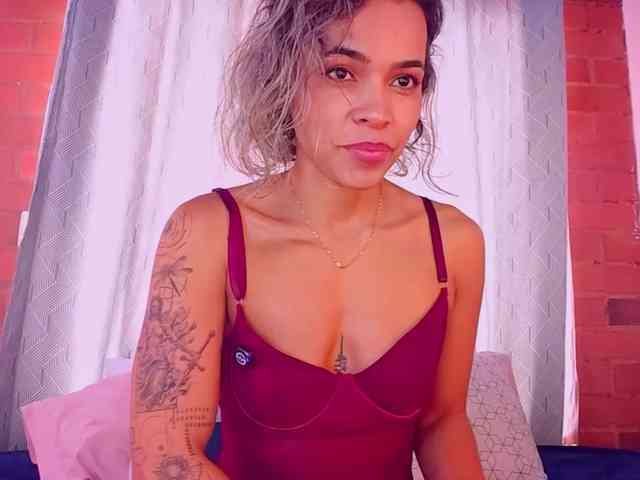 SashaKleinOF webcam
