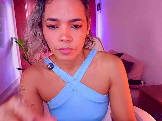 SashaKleinOF webcam
