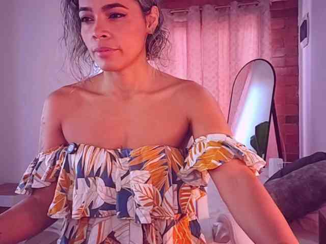 SashaKleinOF webcam