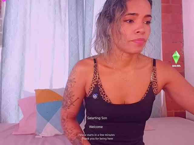 SashaKleinOF webcam