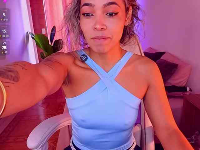 SashaKleinOF webcam