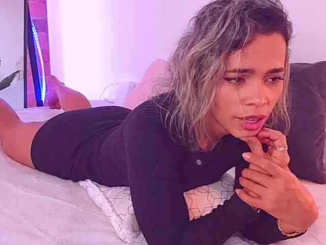 SashaKleinOF webcam