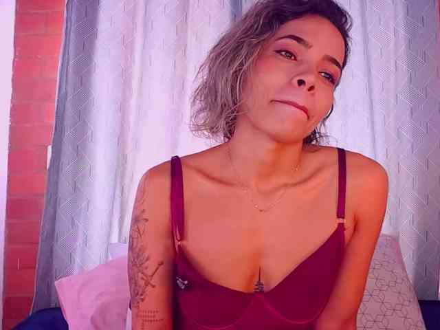 SashaKleinOF webcam