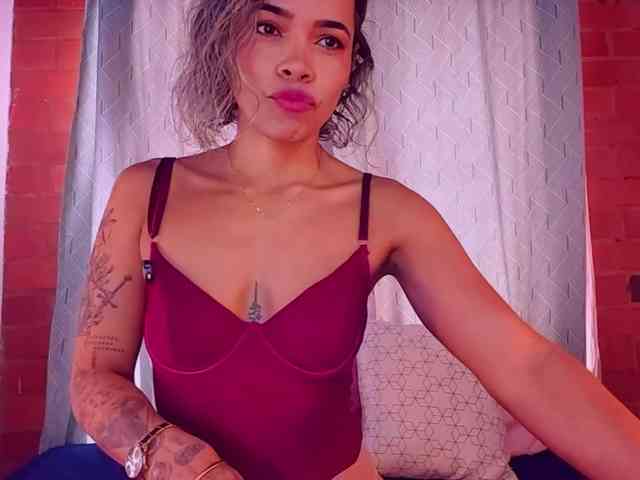 SashaKleinOF webcam