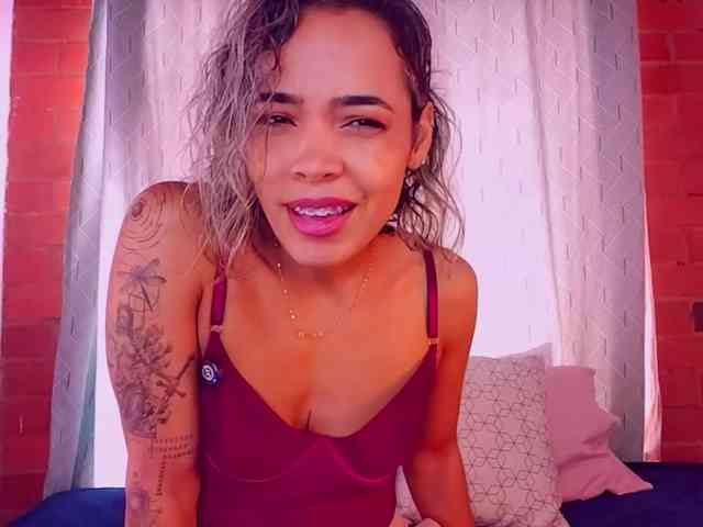 SashaKleinOF webcam