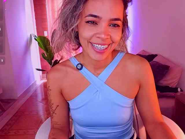 SashaKleinOF webcam