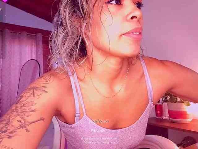 SashaKleinOF webcam
