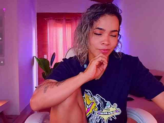 SashaKleinOF webcam