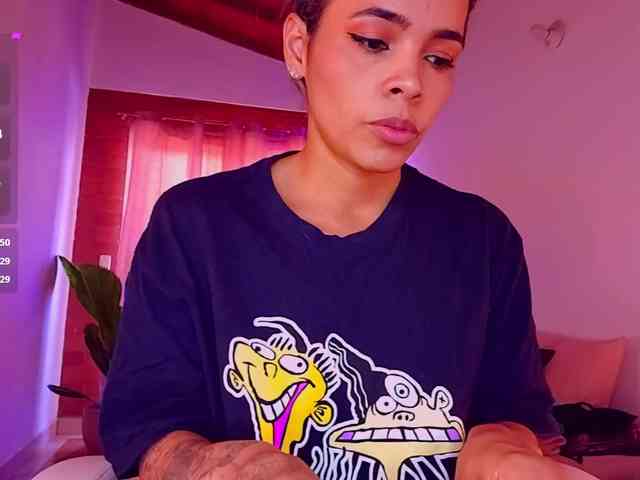Modelo: SashaKleinOF