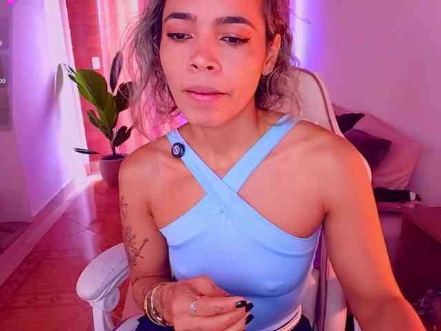 SashaKleinOF webcam