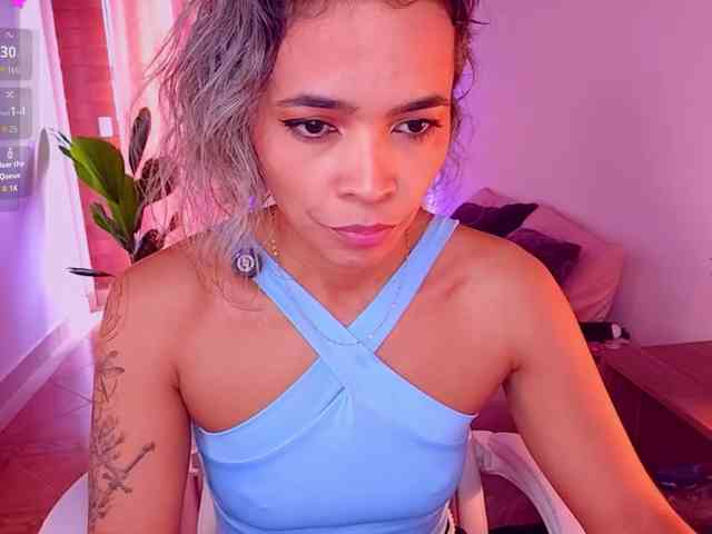 SashaKleinOF webcam