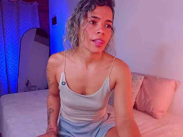 SashaKleinOF webcam
