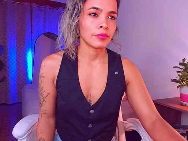 SashaKleinOF webcam