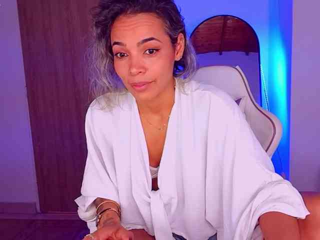 SashaKleinOF webcam