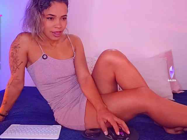SashaKleinOF webcam