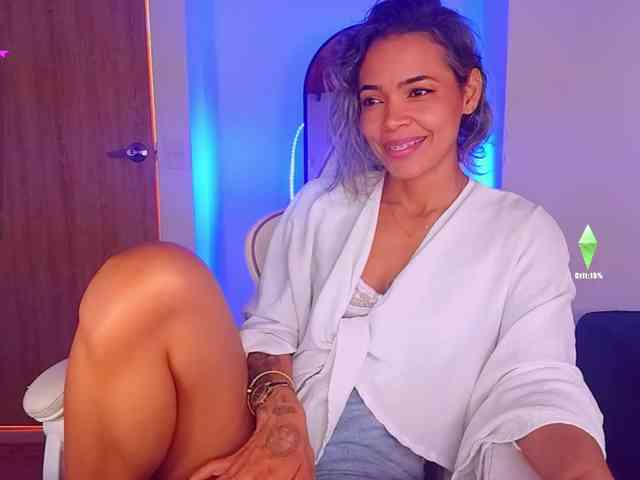 SashaKleinOF webcam