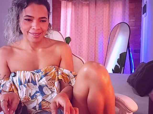 SashaKleinOF webcam