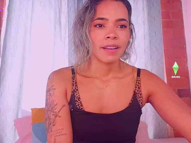 SashaKleinOF webcam